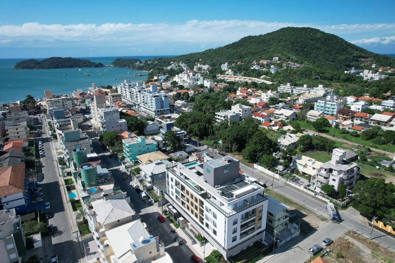 Adra 103 - Apartamento No Centro De Bombinhas - Rooftop Com Piscina E Academia - A Poucos Metros Da Praia - Luaran gambar