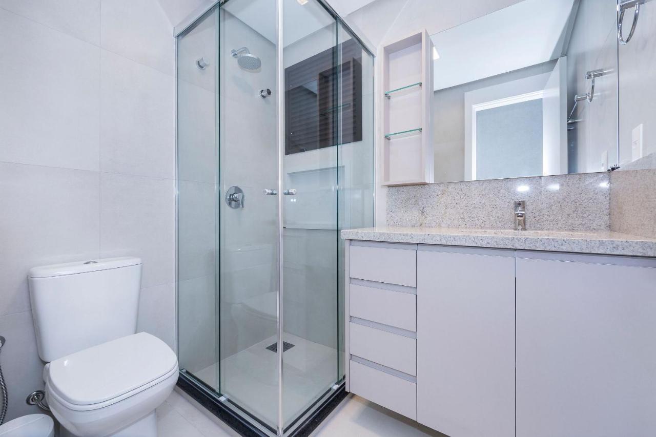 Adra 103 - Apartamento No Centro De Bombinhas - Rooftop Com Piscina E Academia - A Poucos Metros Da Praia - Luaran gambar